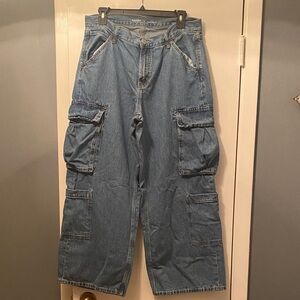 Old Navy Light Blue High-Rise Baggy Wide Leg Jeans for Women Size 12. No stretch